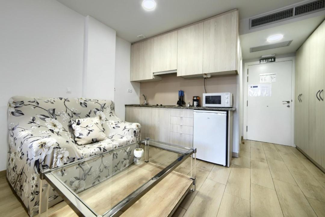 Apartamentos Turisticos Plaza San Juan 2 Тудела Екстериор снимка